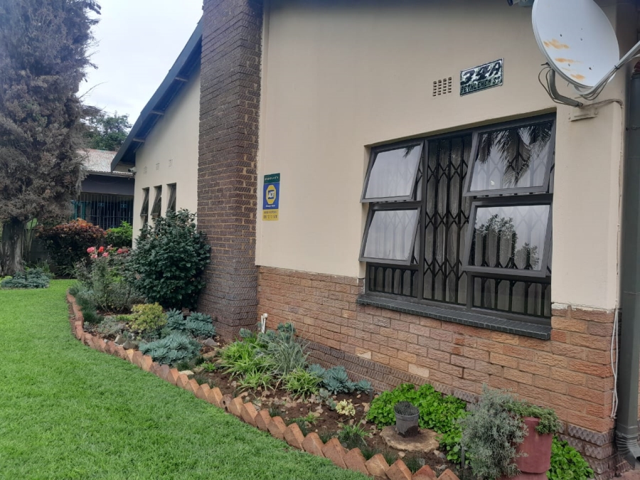 3 Bedroom Property for Sale in Oos Einde North West